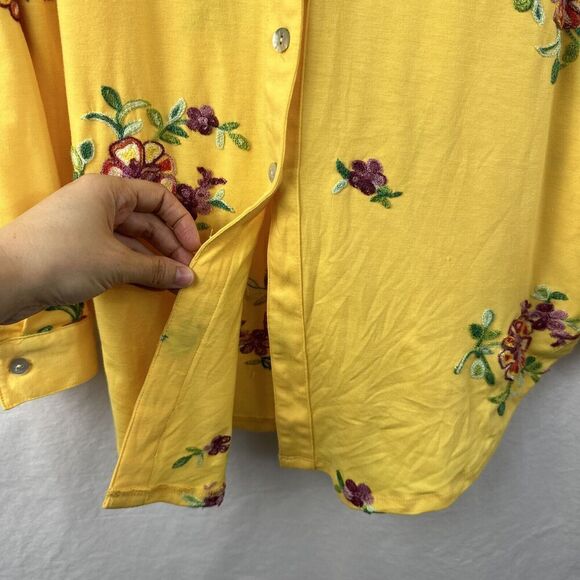 Fig & Flower Anthropologie Yellow Embroidered Button Up Roll Tab Top Women’s XL - Picture 8 of 15